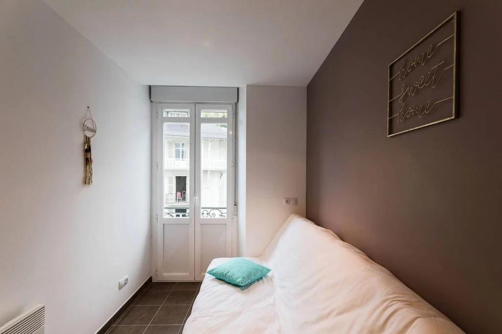 Albatros Apartment Lourdes Bagian luar foto